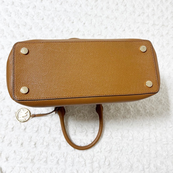 Michael Kors Maxine Medium Dome Satchel Pebbled Leather in Acorn - Picture 7 of 14